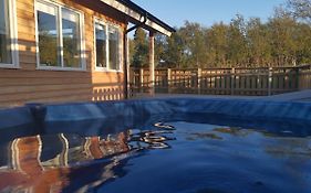 Hotel Kjarnalundur- Aurora Dream - Lodges And Rooms